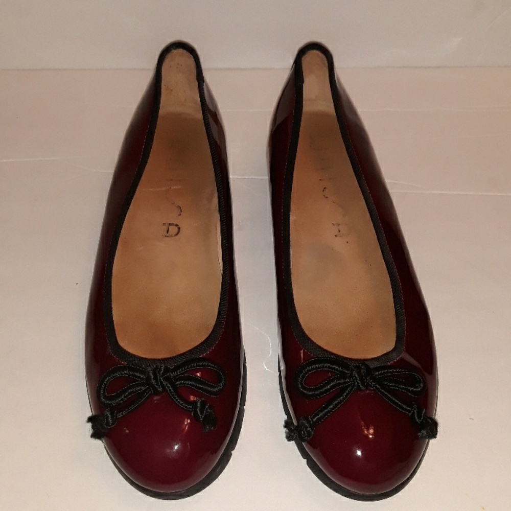 Unisa shoes
